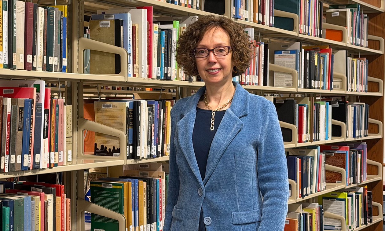 NPS Professor Honored for Exemplary Teaching, Connecting Learning to Operations